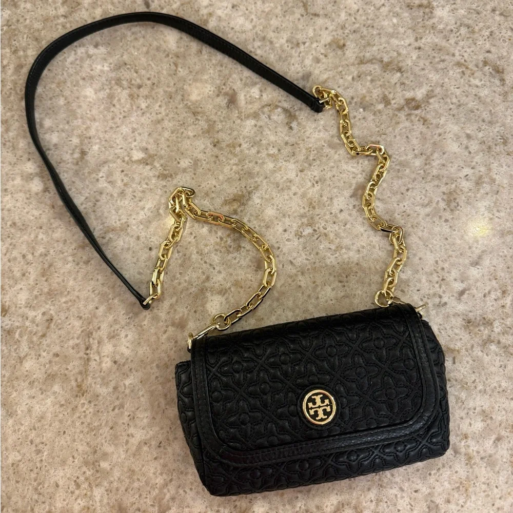 Tory Burch Bryant Quilted Black Crossbody Small Handbag